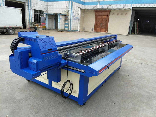 为什么uv打印机被称为万能打印机